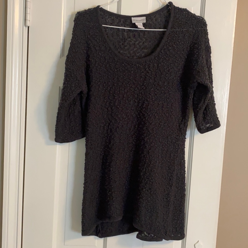 Beautiful Soft  Surroundings  textured tunic top!